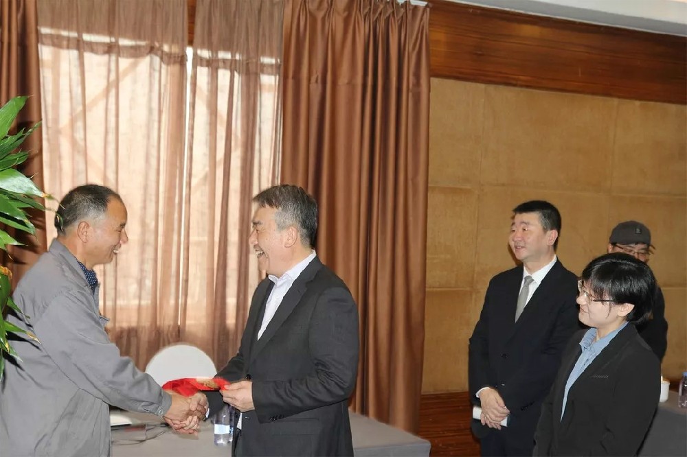 640.webp (1).jpg 640.webp (1).jpg