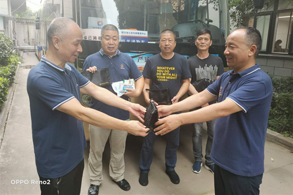 图片2_副本.png 图片2_副本.png